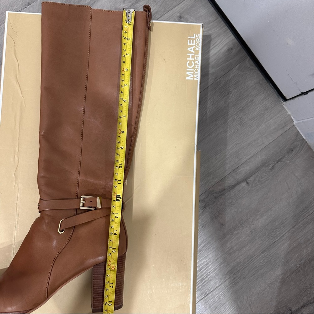 Michael Kors boots - Picture 12 of 16